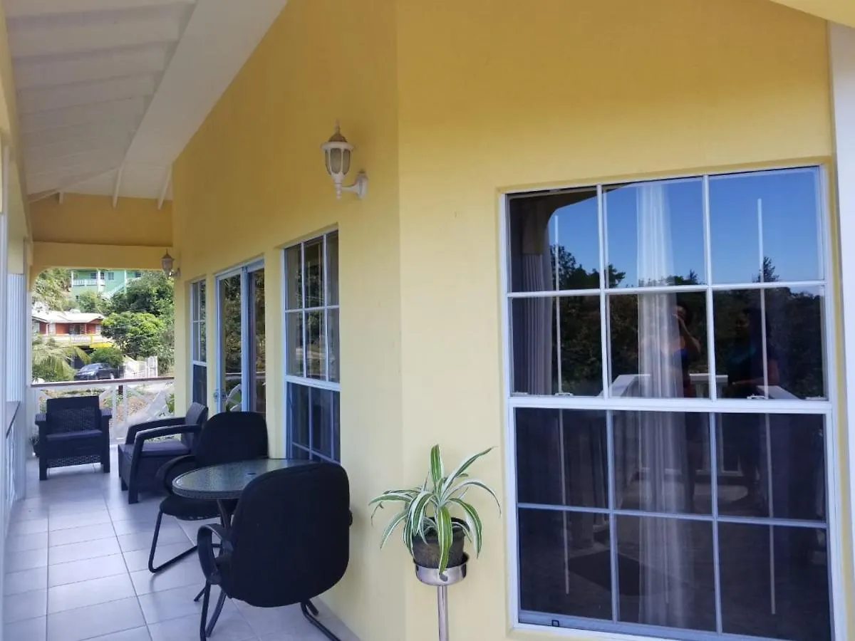 Royal Escape - 1 Hotel Anse La Raye 0*,  Saint Lucia